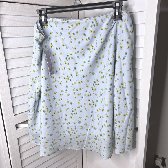 Wild‎ Fable Blue Floral Mini Skirt XX-Large Recycled Polyester Daisy Print NWT - Picture 4 of 6
